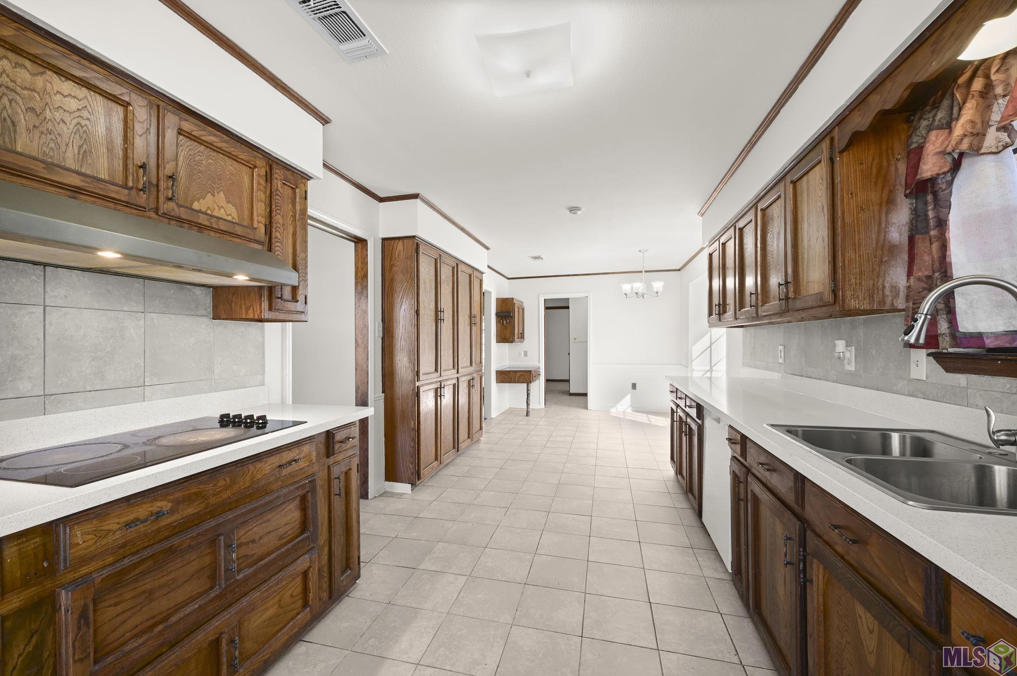 5023 Front Royal Drive Baton Rouge, LA 70817 - Photo 9 of 25