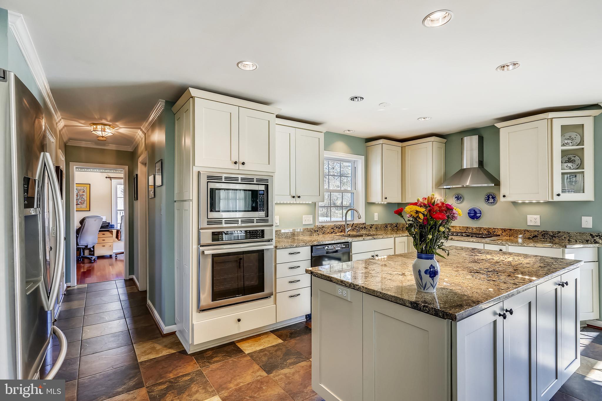 9077 Northfield Road Ellicott City, MD 21042 - Photo 8 of 50 Gallery Image 8
