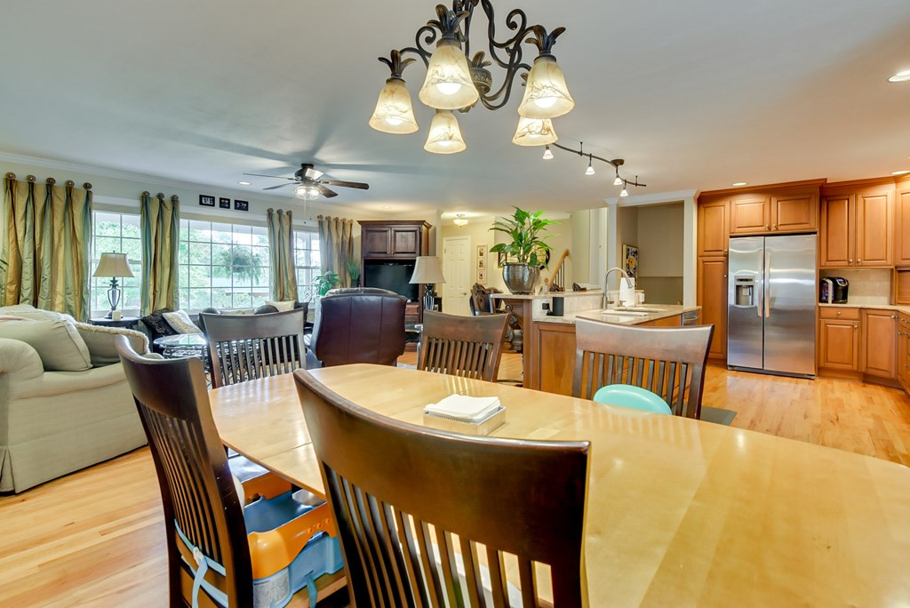 1844 Pisgah Road North Augusta, SC 29841 - Photo 13 of 37 Breakfast Area