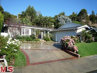 663 Jacon Way Pacific Palisades, CA 90272 - Photo 1 of 1