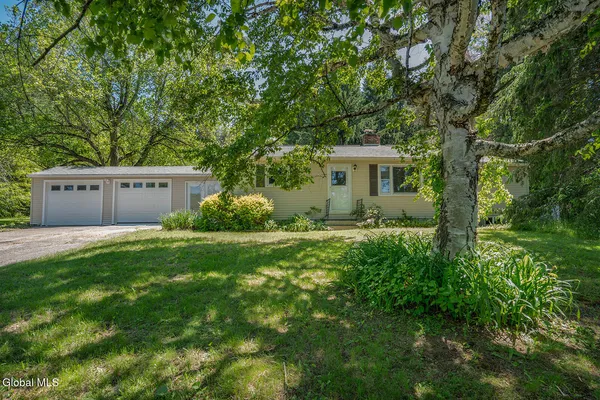 $249,000 | 3666 Highway 67, Hoosick, NY 12028