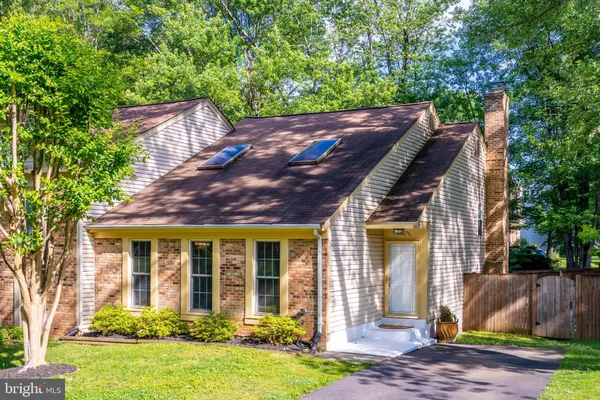 $650,000 | 10060 Wood Sorrels Lane, Burke, VA 22015