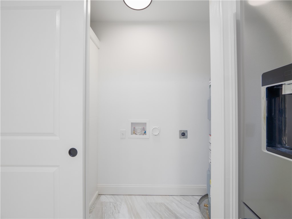 160 Butler Lake Drive St. Simons Island, GA 31522 - Photo 9 of 34 Pantry in Kitchen