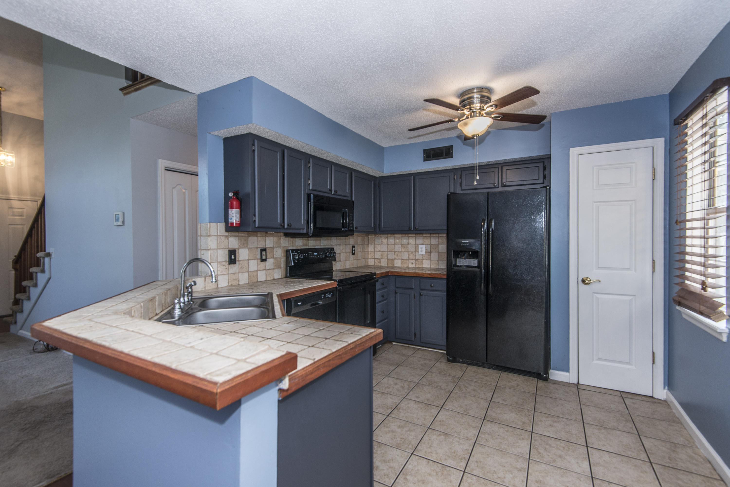 180 Paddock Way Summerville, SC 29486 - Photo 12 of 36 _DSC0850