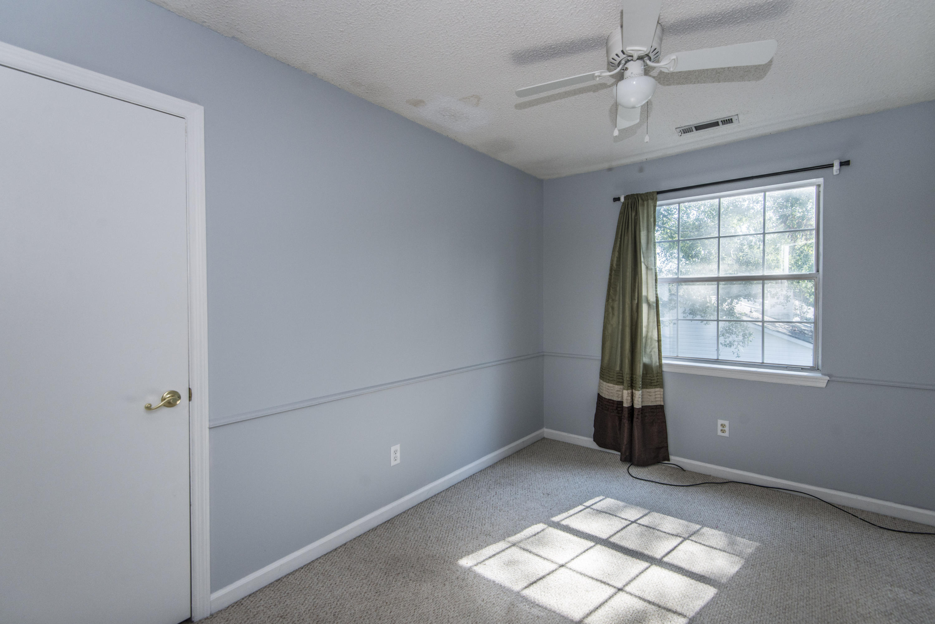 180 Paddock Way Summerville, SC 29486 - Photo 14 of 36 _DSC0855