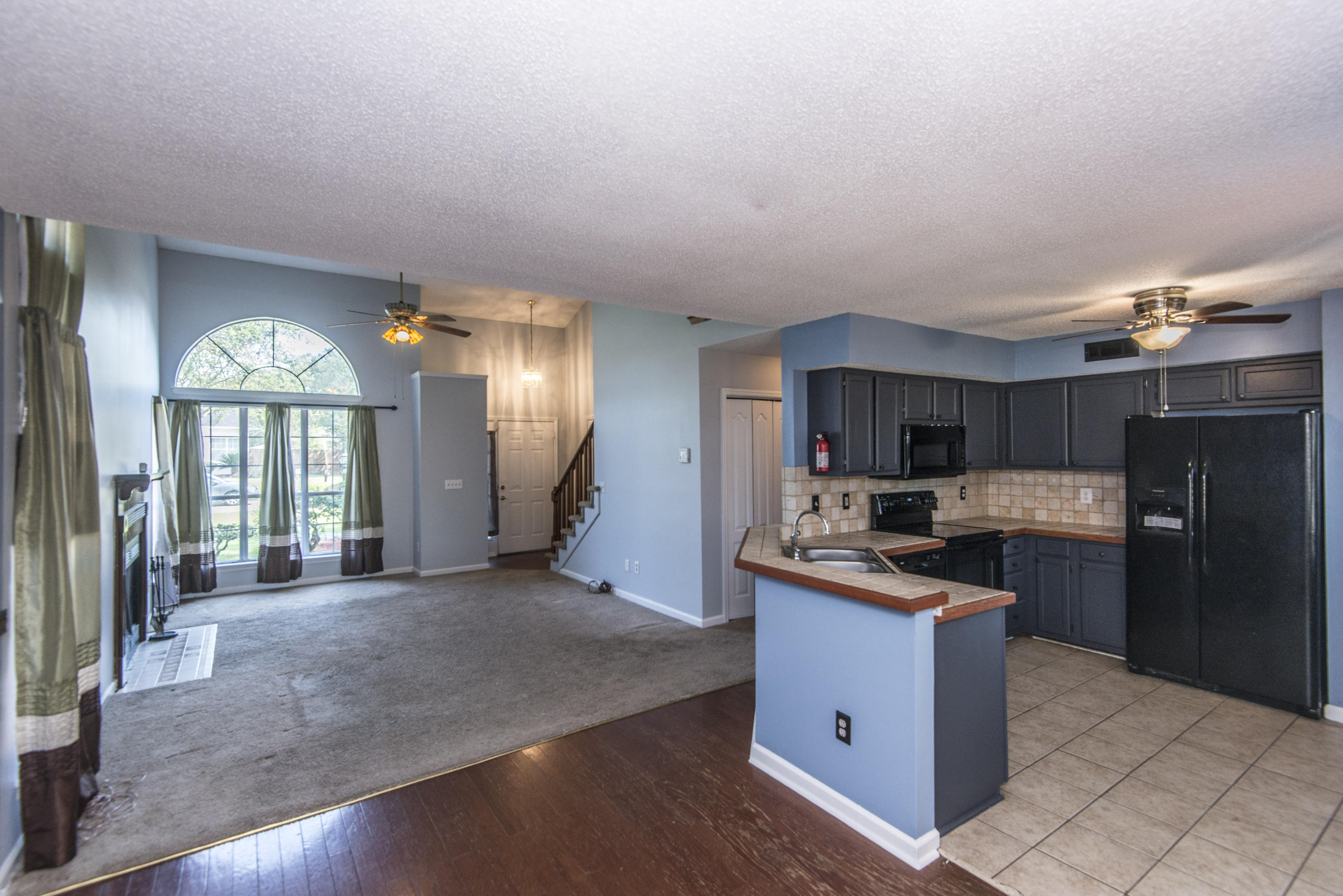 180 Paddock Way Summerville, SC 29486 - Photo 6 of 36 _DSC0845