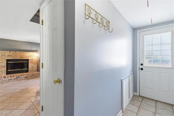 $269,900 | 1003 Mitchell Way, Pacific, MO 63069