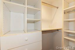 100 Cutter Mill Road, Unit 4V Great Neck, NY 11021 - Photo 17 of 23 Gallery Image 17