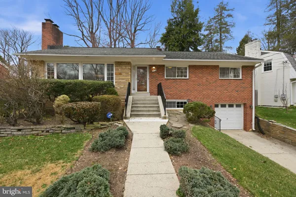 $1,050,000 | 8112 West Beach Drive Northwest, Washington, DC 20012