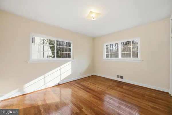 $1,050,000 | 8112 West Beach Drive Northwest, Washington, DC 20012