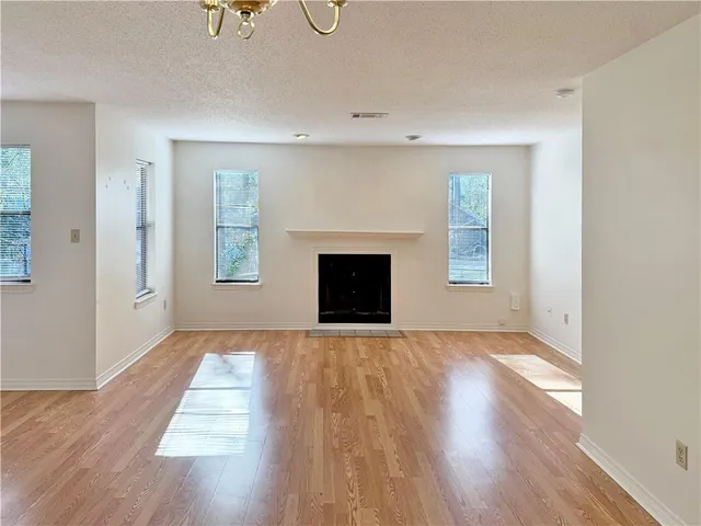 $1,425 | 310 Teal Court, Mandeville, LA 70448