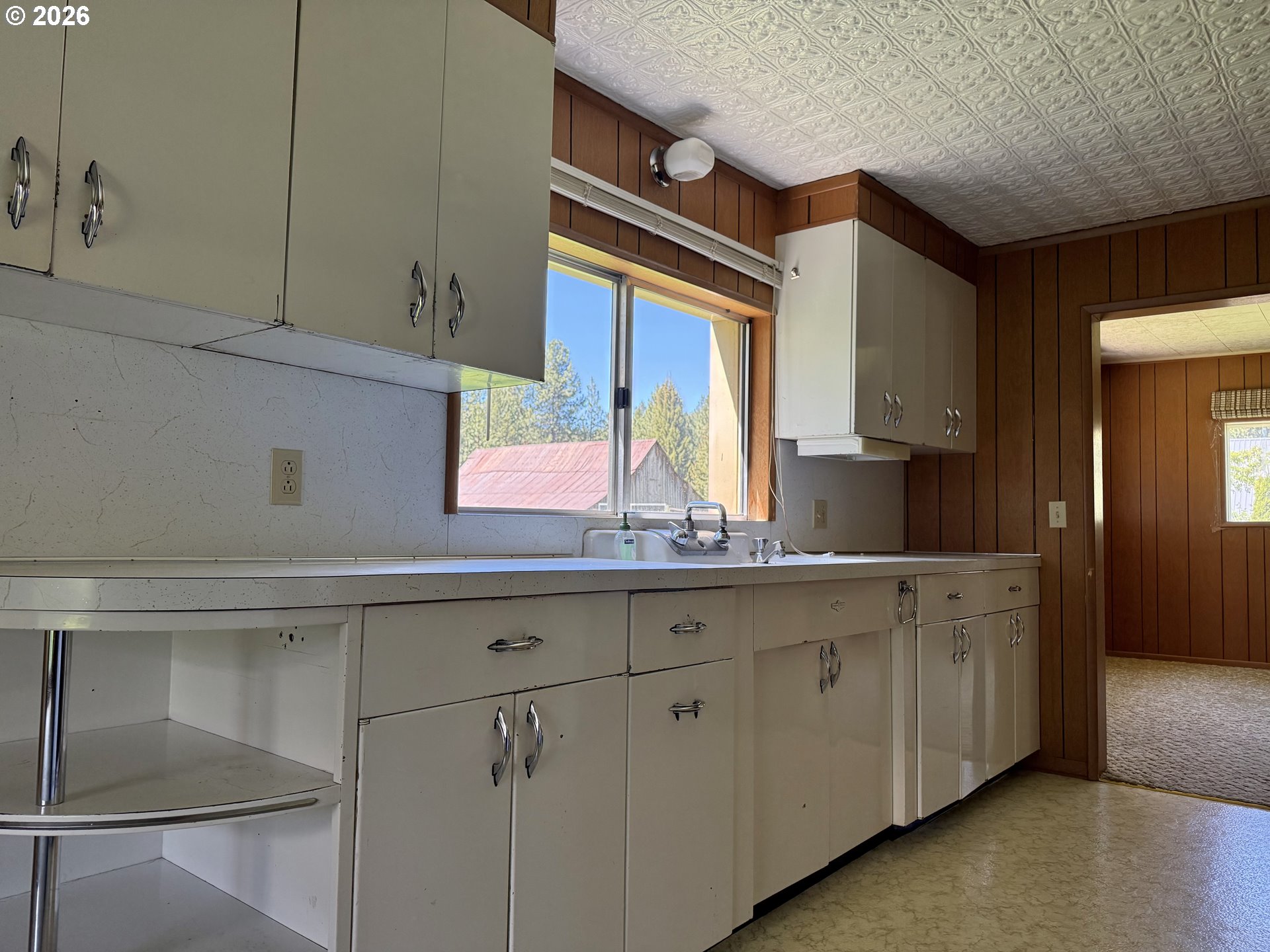 320 Bonanza Street Sumpter, OR 97877 - Photo 14 of 34 Kitchen