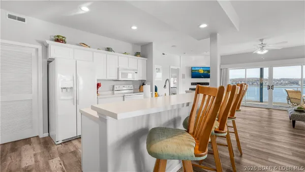 $510,000 | 36 Monarch Cove Court, Unit 6B, Lake Ozark, MO 65049