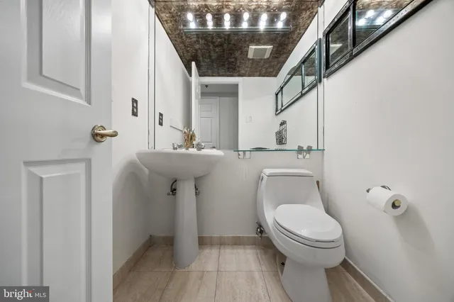 $279,000 | 6072 Main Street, Voorhees, NJ 08043