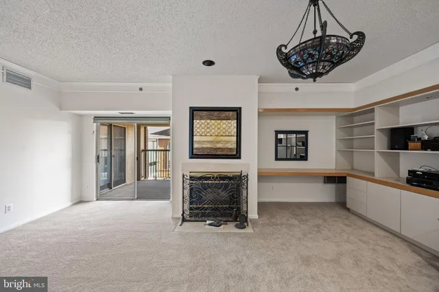 $279,000 | 6072 Main Street, Voorhees, NJ 08043