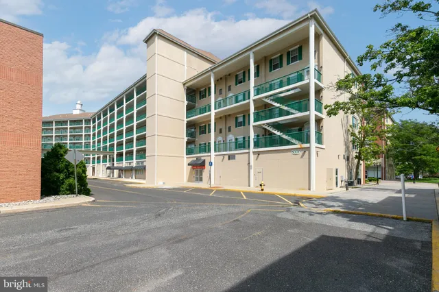 $279,000 | 6072 Main Street, Voorhees, NJ 08043