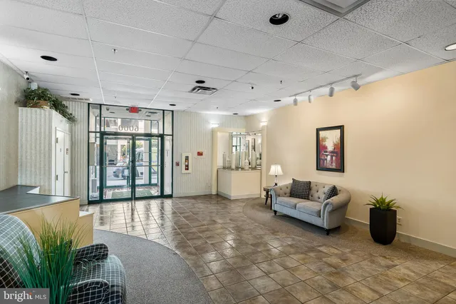 $279,000 | 6072 Main Street, Voorhees, NJ 08043