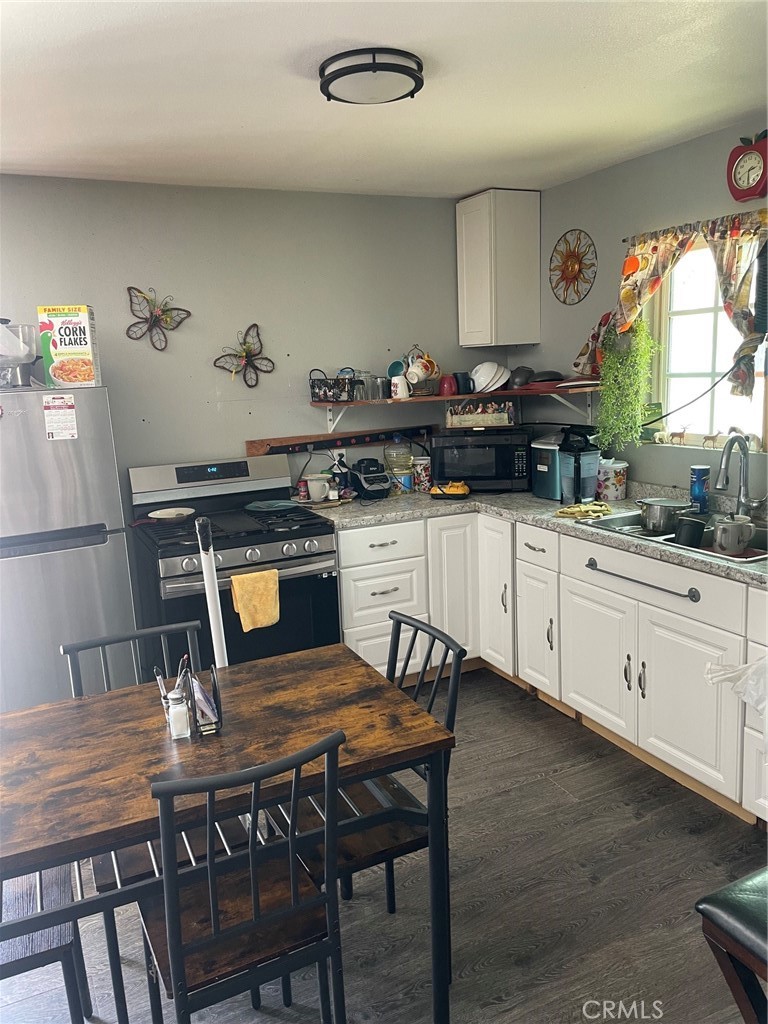 10276 Aster Road Oak Hills, CA 92344 - Photo 66 of 67 Kitchen inside detached garage.