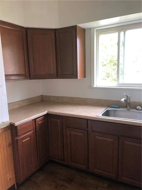224 Edith Street Pittsburgh, PA 15211 - Photo 8 of 18 Gallery Image 8