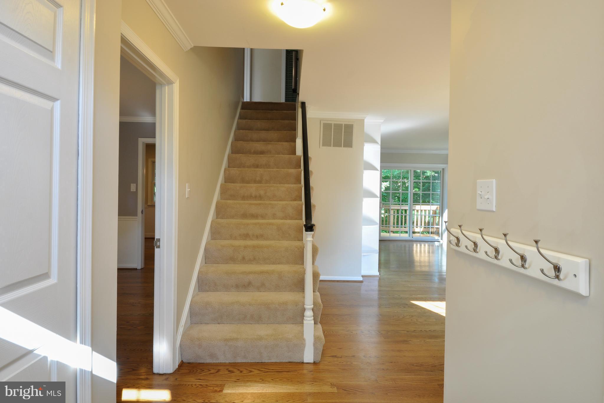 10152 Marshall Pond Road Burke, VA 22015 - Photo 11 of 30 Step into Your New Life