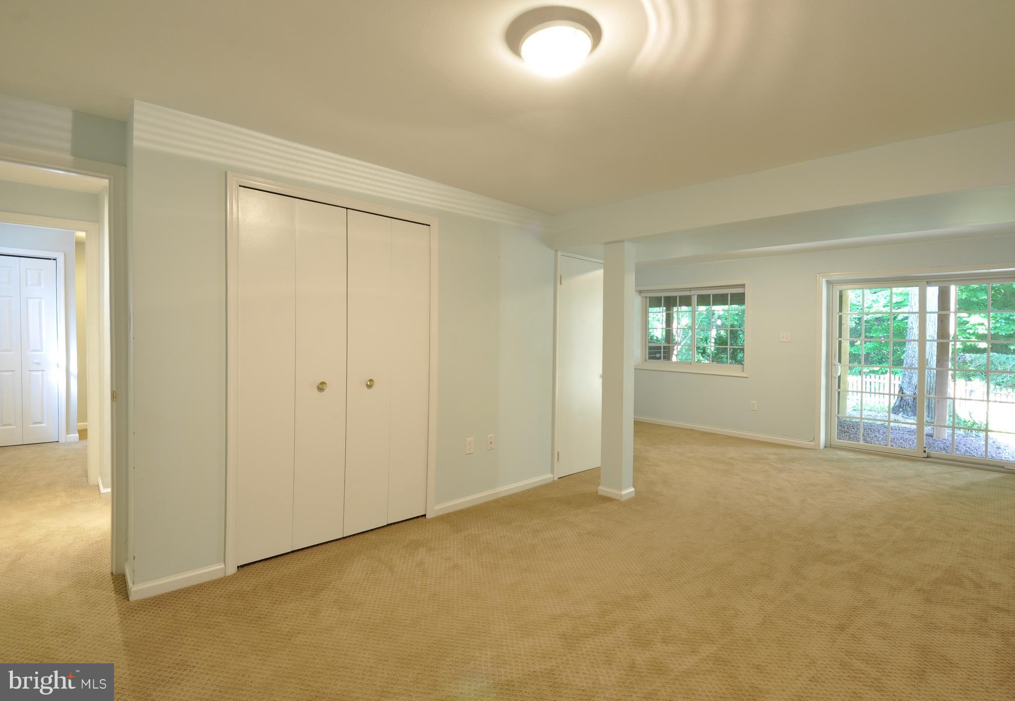 10152 Marshall Pond Road Burke, VA 22015 - Photo 15 of 30 Light and Bright with Walk Out