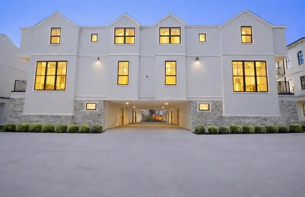 $10,000 | 4505 Emerson Avenue, Unit 1, University Park, TX 75205