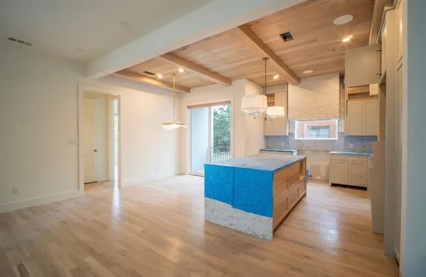 $10,000 | 4505 Emerson Avenue, Unit 1, University Park, TX 75205