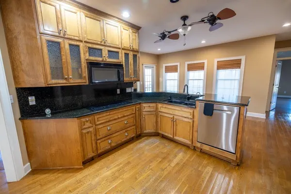 $1,000,000 | 1978 Southwest County Road 11517, Rich Hill, MO 64779