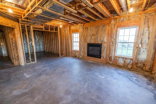 $1,000,000 | 1978 Southwest County Road 11517, Rich Hill, MO 64779