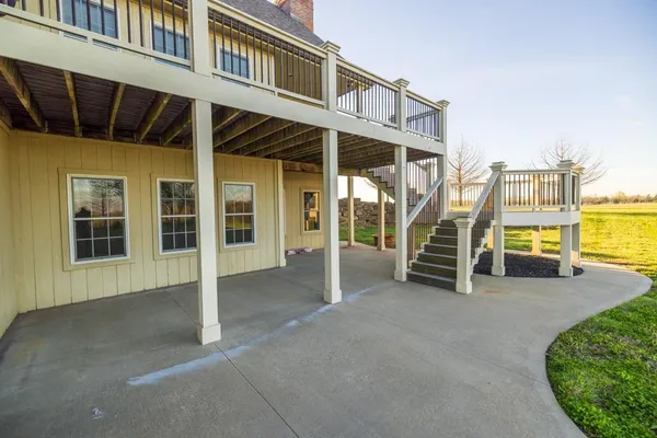 $1,000,000 | 1978 Southwest County Road 11517, Rich Hill, MO 64779