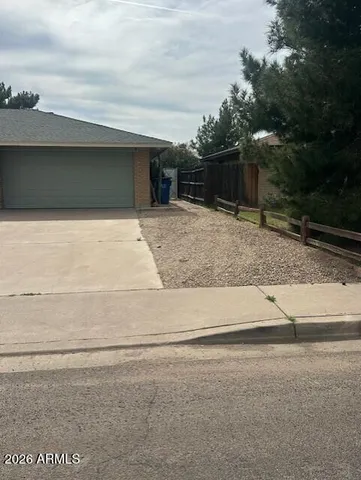 $416,000 | 4207 West Carol Avenue, Phoenix, AZ 85051