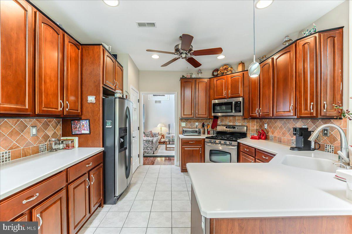 2 Brentwood Road Boothwyn, PA 19061 - Photo 16 of 60 Gourmet kitchen