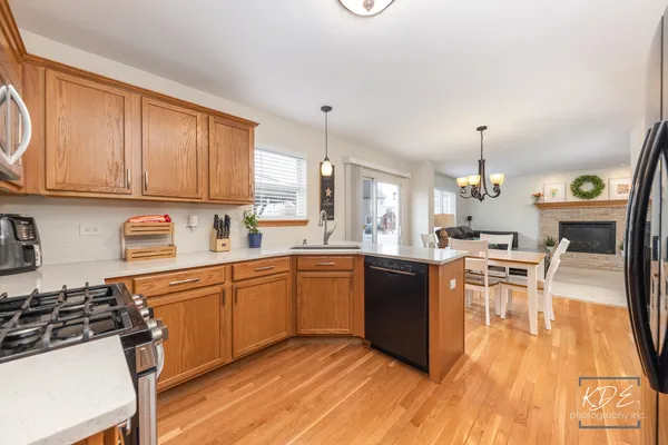 $429,000 | 1711 Red Maple Drive, Plainfield, IL 60586