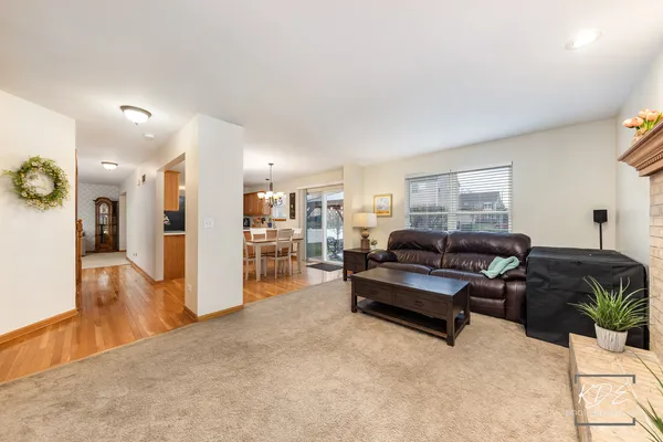 $429,000 | 1711 Red Maple Drive, Plainfield, IL 60586