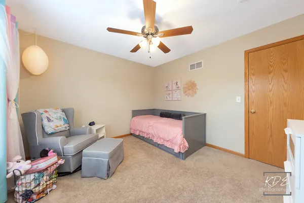 $429,000 | 1711 Red Maple Drive, Plainfield, IL 60586