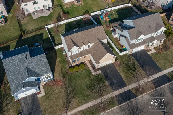 $429,000 | 1711 Red Maple Drive, Plainfield, IL 60586