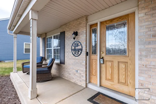 $429,000 | 1711 Red Maple Drive, Plainfield, IL 60586