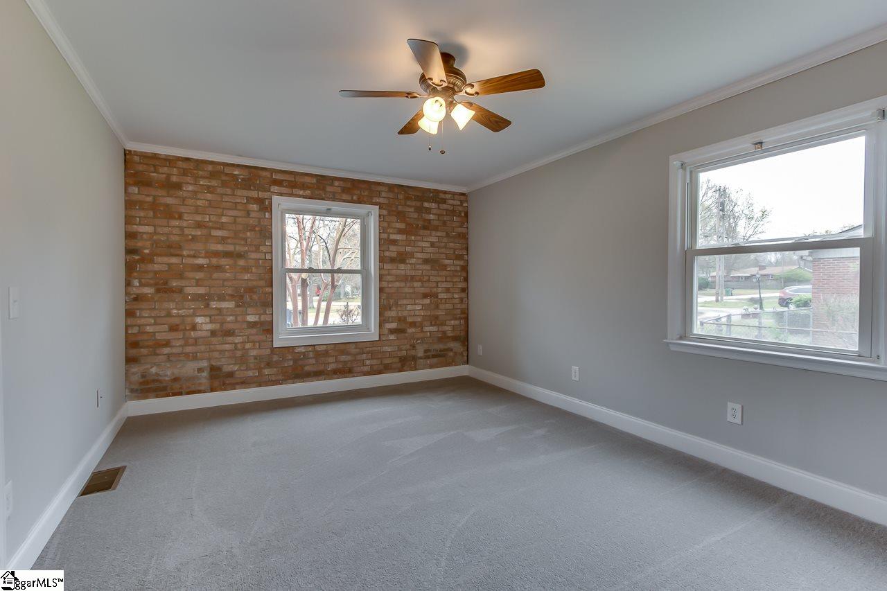 303 Mapleton Drive Greenville, SC 29607 - Photo 18 of 31
