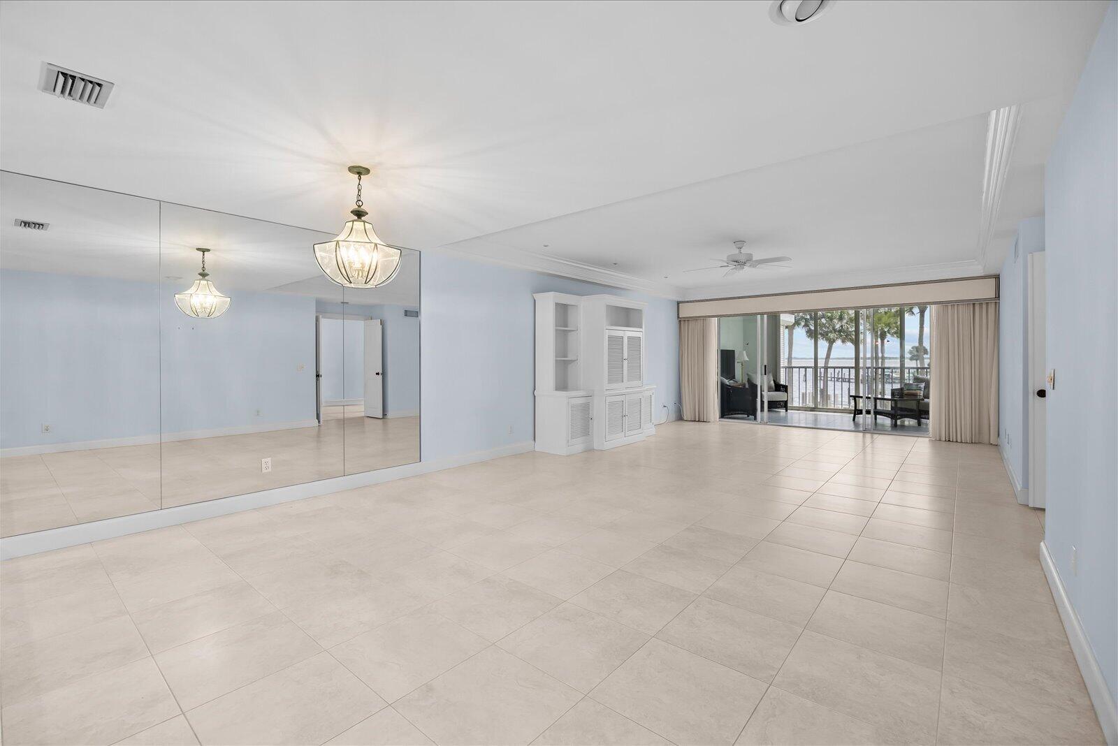 1903 Bay Road, Unit 206 Vero Beach, FL 32963 - Photo 17 of 31 1000004644