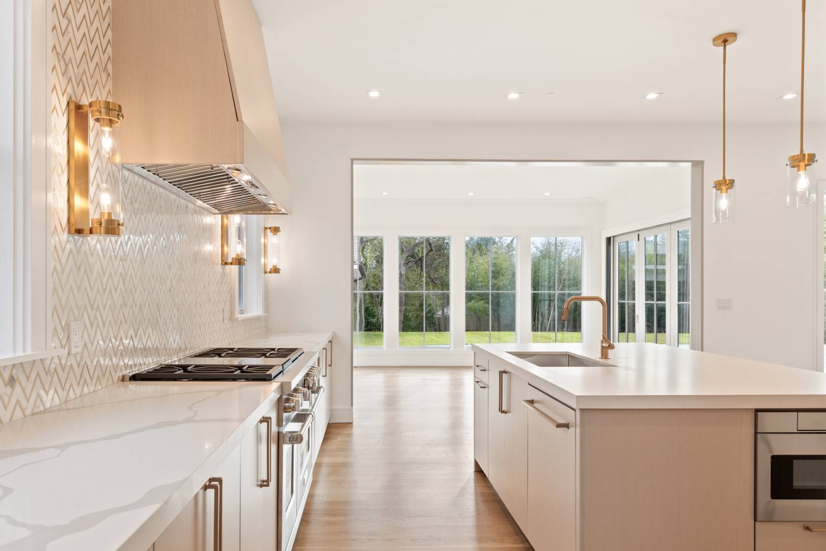 9 Tyndall Road Sag Harbor, NY 11963 - Photo 11 of 27 Gallery Image 11