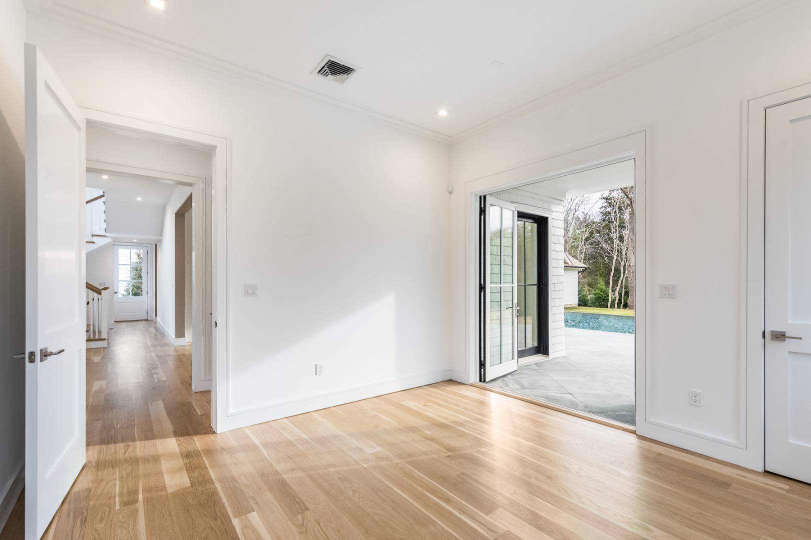 9 Tyndall Road Sag Harbor, NY 11963 - Photo 14 of 27 Gallery Image 14