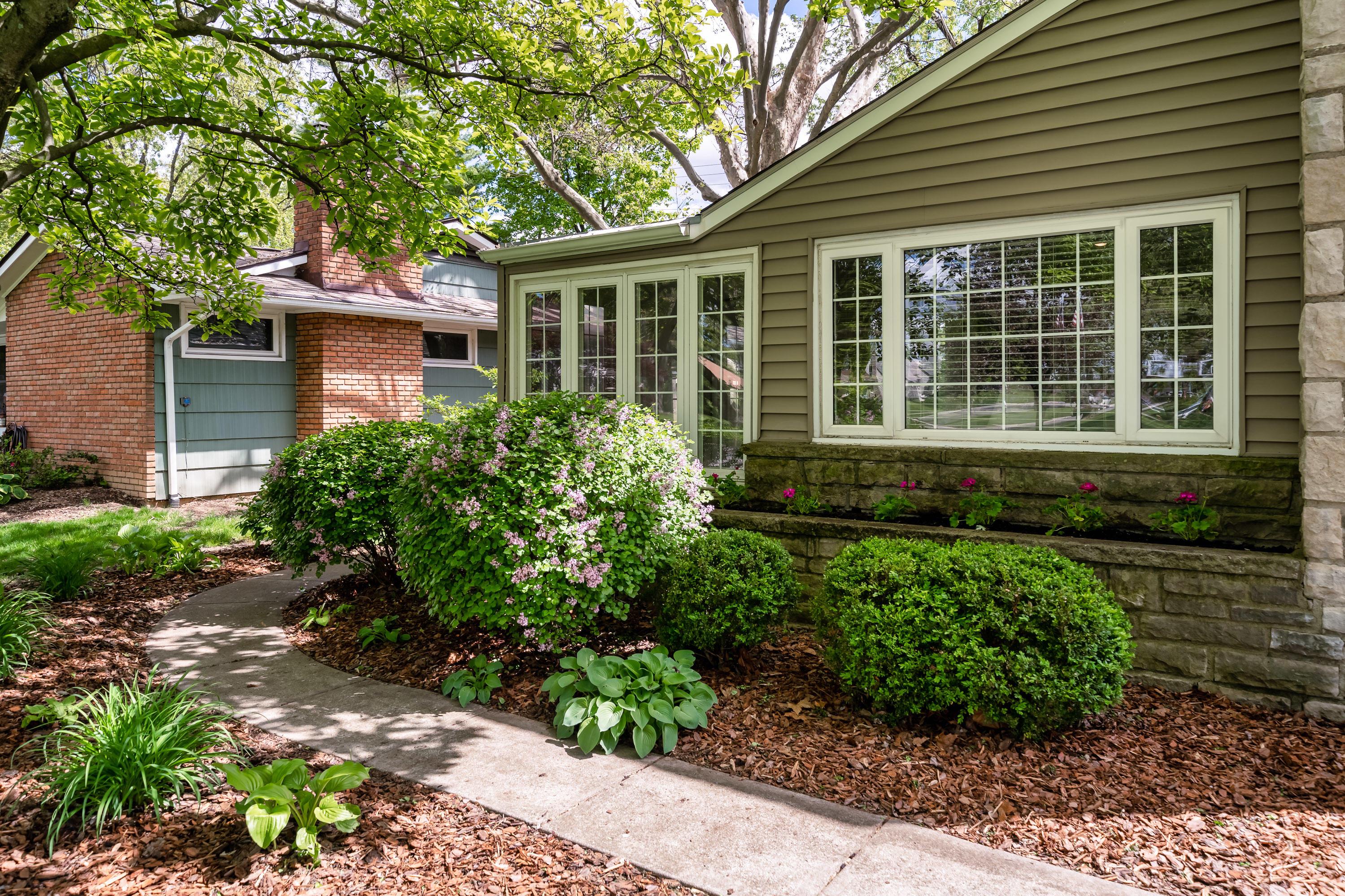 1797 Inchcliff Road Columbus, OH 43221 - Photo 4 of 43