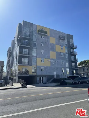 $3,200 | 155 South Oxford Avenue, Unit 203, Los Angeles, CA 90004