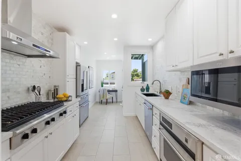$1,095,000 | 2451 32nd Avenue, San Francisco, CA 94116