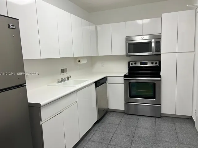 $2,650 | 10185 Collins Avenue, Unit 1503, Bal Harbour, FL 33154