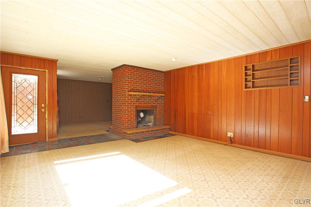 185 Hobby Acres Road Kunkletown, PA 18058 - Photo 9 of 28 a view of an empty room and window