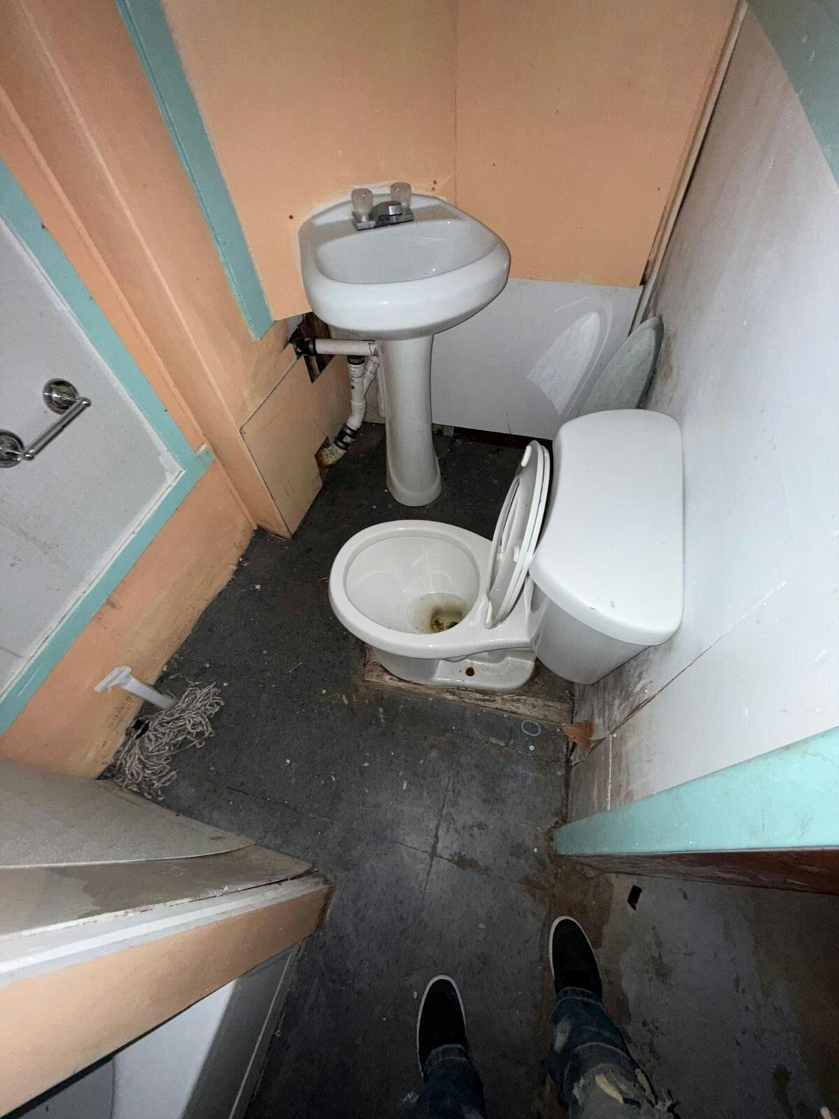 10727 Beaconsfield Street Detroit, MI 48224 - Photo 20 of 22 VOOfXmjEYdBwSYiSiln5OZj0-Yq9S6sZorCRReNn