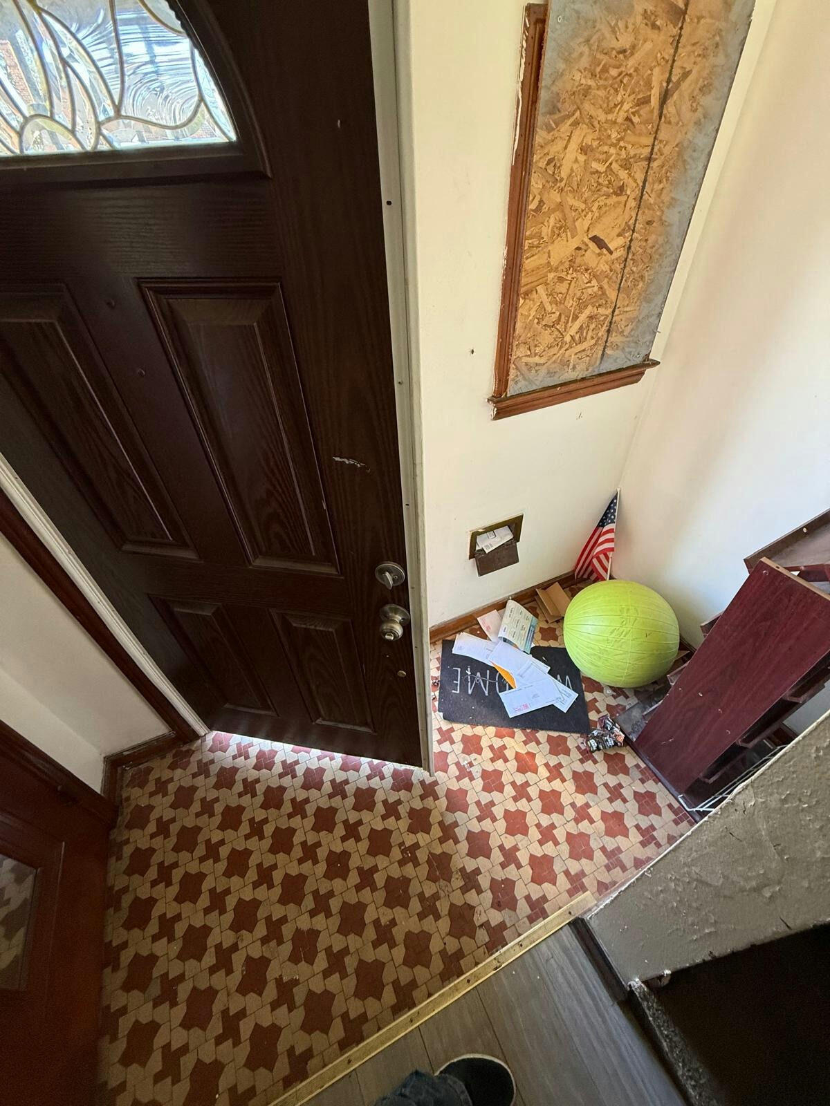 10727 Beaconsfield Street Detroit, MI 48224 - Photo 5 of 22 7Gf1SvT-Eieg0fPtq-4-T4II3LuSzOaGcT1yBotq