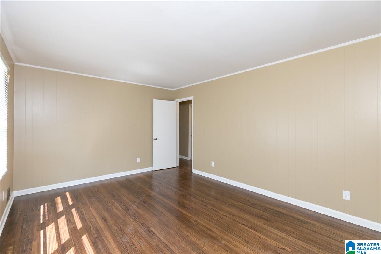 5721 Walnut Grove Road Birmingham, AL 35215 - Photo 4 of 28