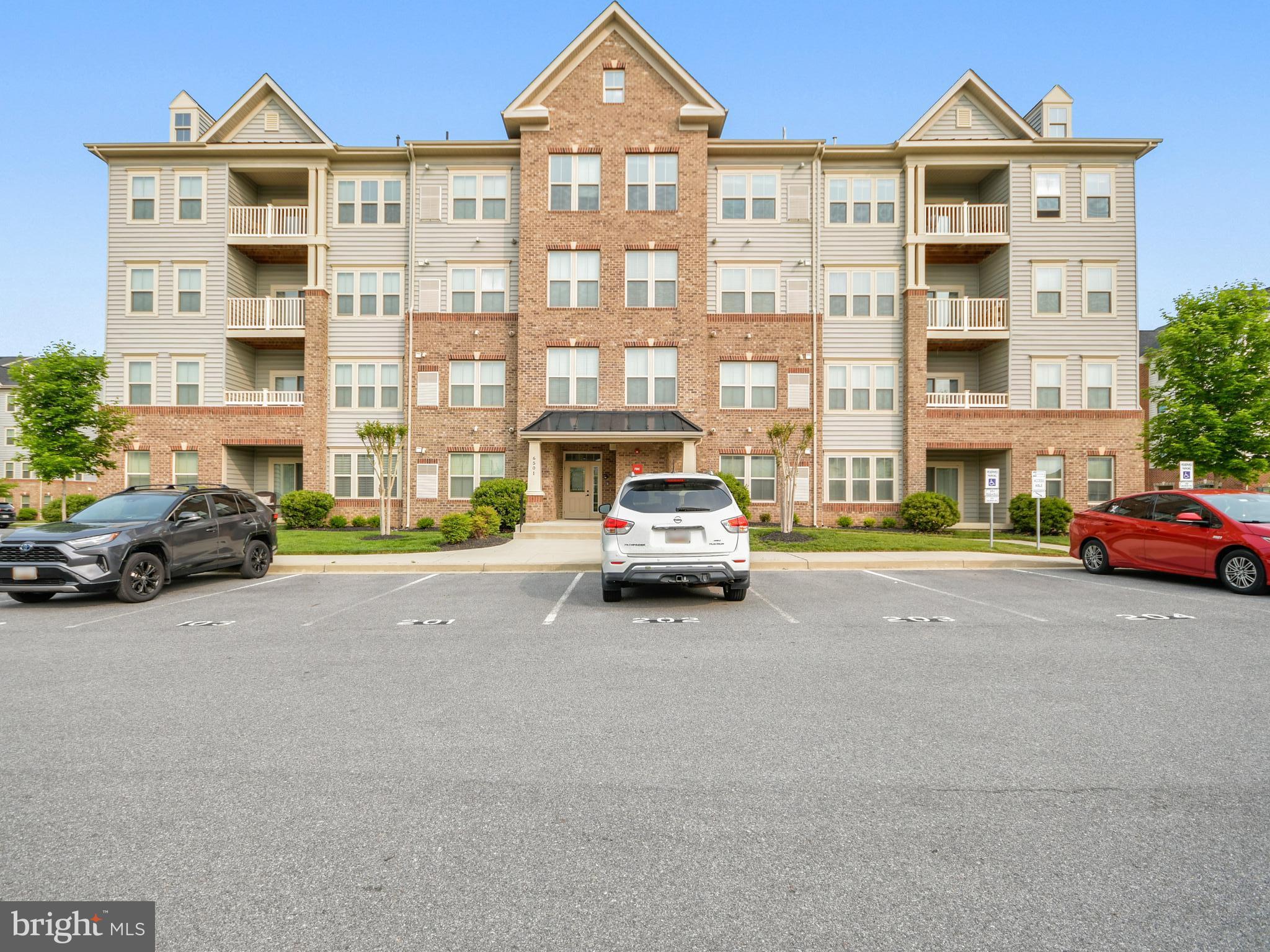 6501 Walcott Lane, Unit 303 Frederick, MD 21703 - Photo 1 of 36